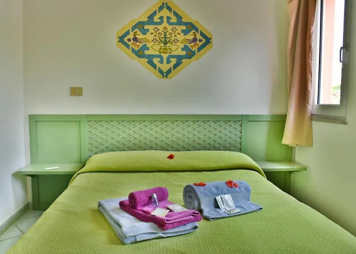 Casa Mare Cala Rossa Apartment *